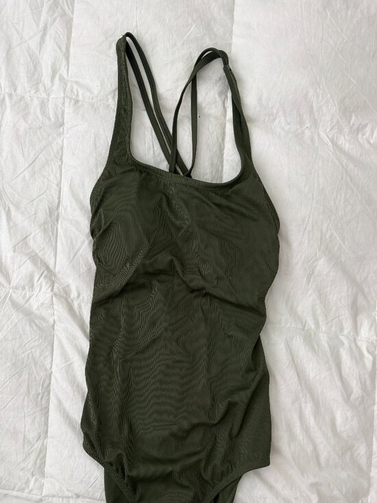 Hurley Other - Hurley One piece bathing sui
